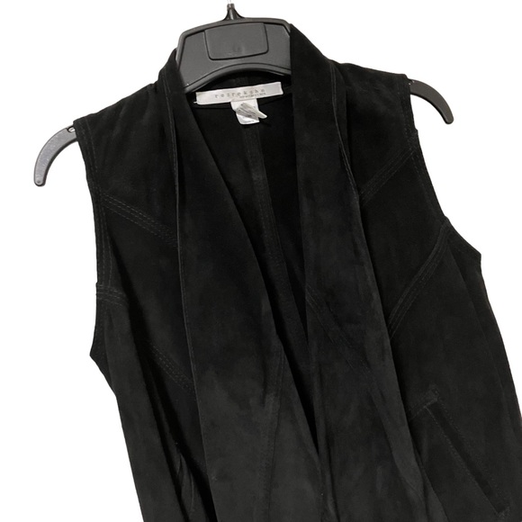 Rezrekshn by Esther Chen Suede Leather Open Front Black Vest - Picture 2 of 9